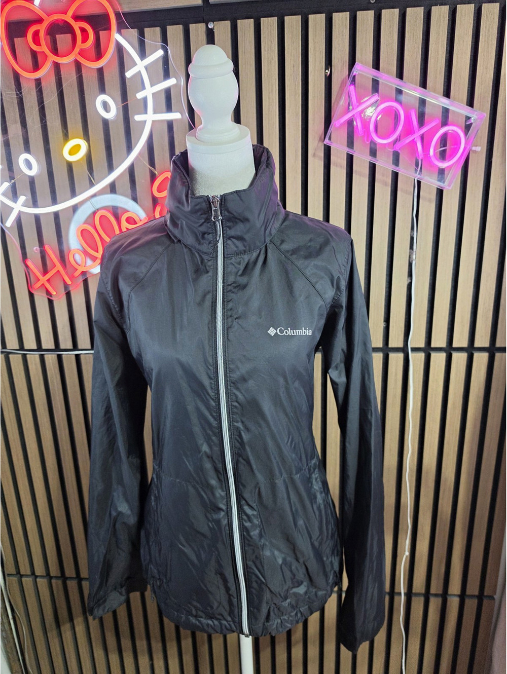 Columbia Women's Black Windbreaker Jacket Full Zip Stand-Up Collar Pockets M
